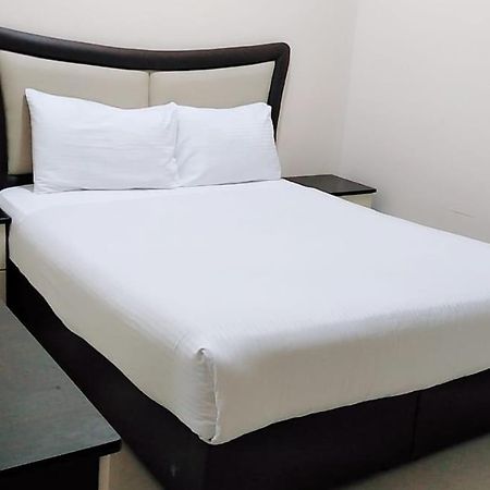 Al Khaleej Plaza Hotel Apartment-BAITHANS Ajman Buitenkant foto
