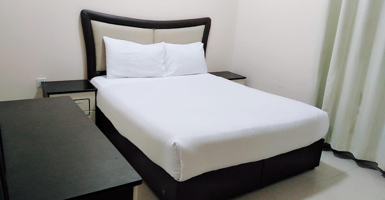 Al Khaleej Plaza Hotel Apartment-BAITHANS Ajman Buitenkant foto