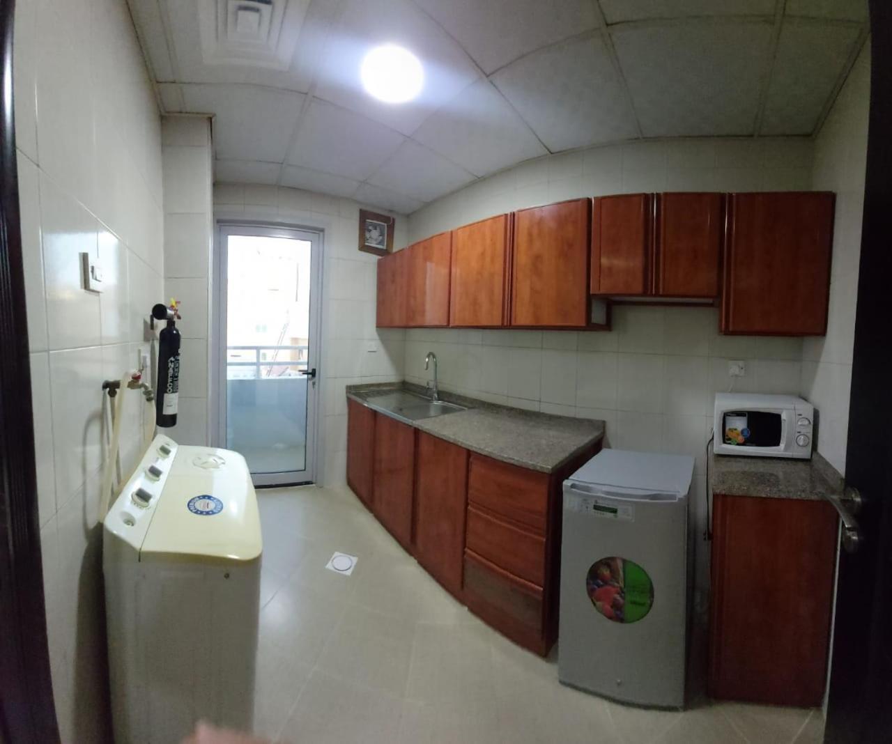 Al Khaleej Plaza Hotel Apartment-BAITHANS Ajman Buitenkant foto