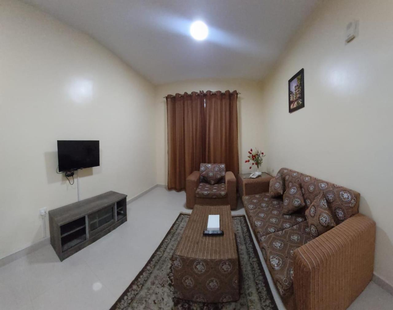 Al Khaleej Plaza Hotel Apartment-BAITHANS Ajman Buitenkant foto
