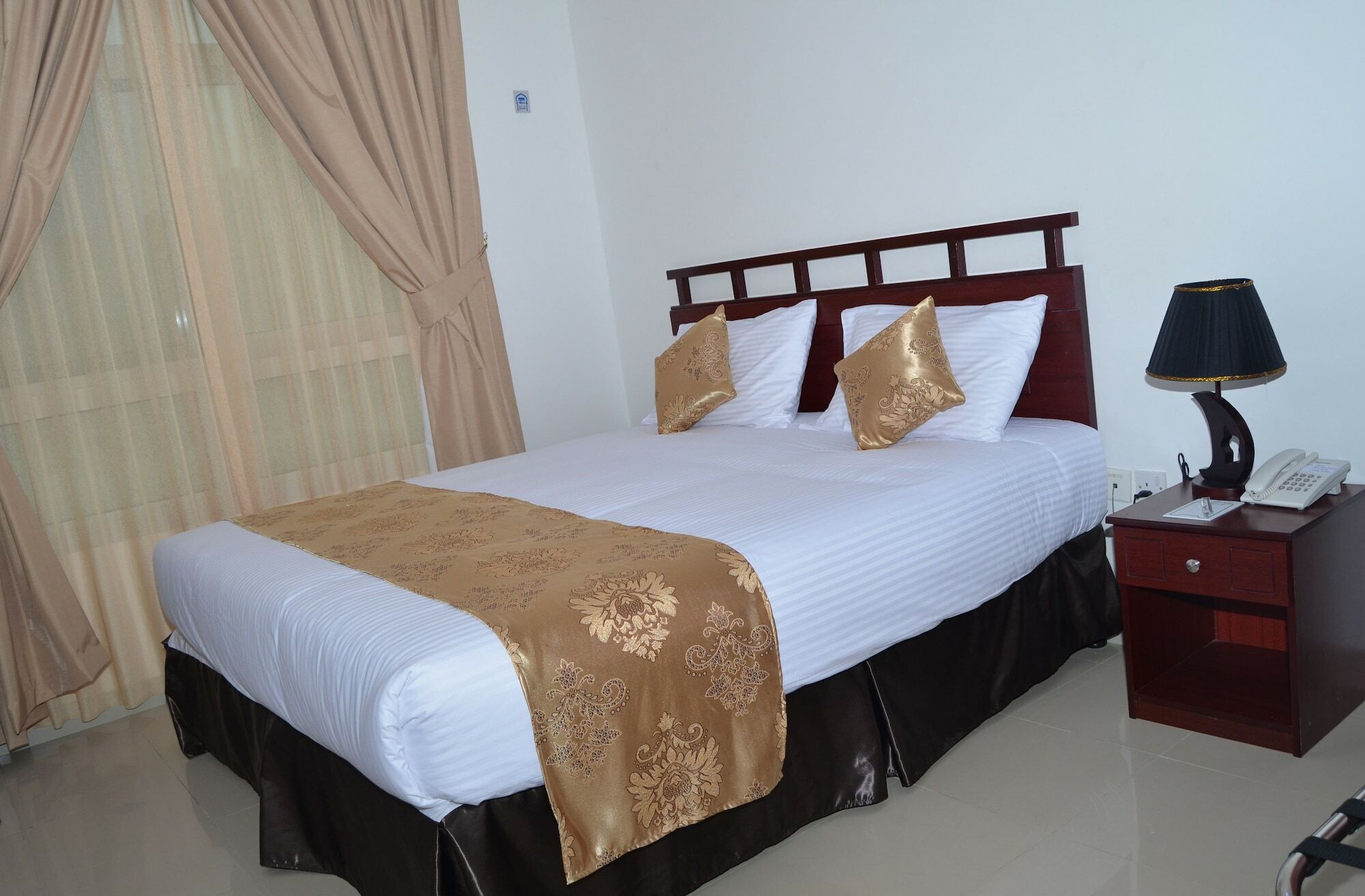 Al Khaleej Plaza Hotel Apartment-BAITHANS Ajman Buitenkant foto